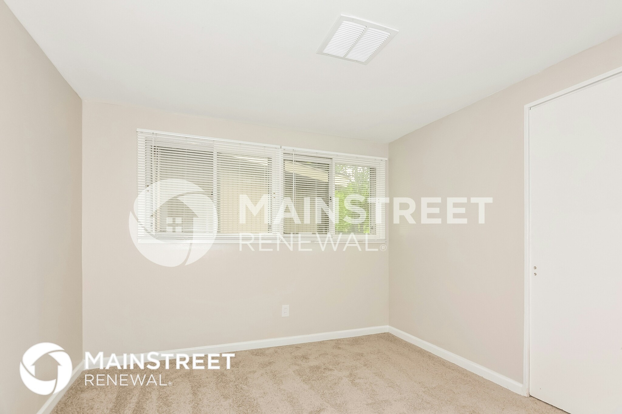 Building Photo - 2280 St Catherine St