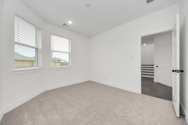 Building Photo - 1422 Shaded Rock Dr