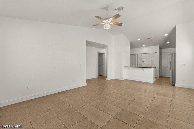 Building Photo - 6254 Vista Garden Way