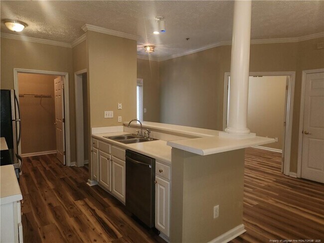Building Photo - 532 Lionshead Rd