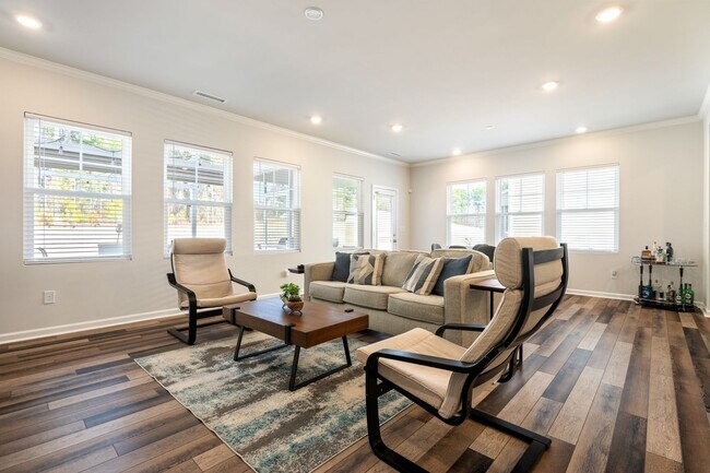 Building Photo - Bright, Spacious 3BR/2.5BA Home – Move-In Ready with Loft & Open Floor Plan