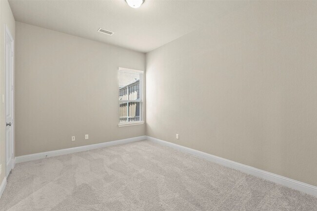Building Photo - 1810 Wichita Dr