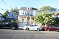 Building Photo - 713 Spring Garden St