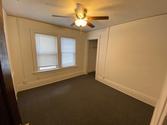 Building Photo - 2211 Neil Ave