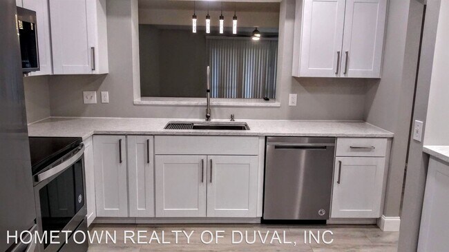 Building Photo - 7758 Las Palmas Way
