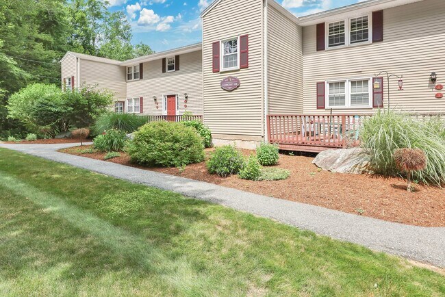 Building Photo - One bedroom apartment for rent in Andover Connecticut!