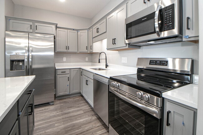 Building Photo - 1606 Jonathan Wade Cir