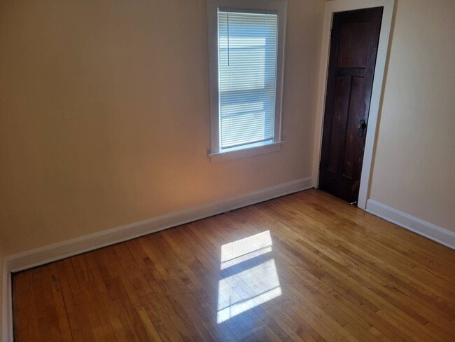 Building Photo - 3716N17thY