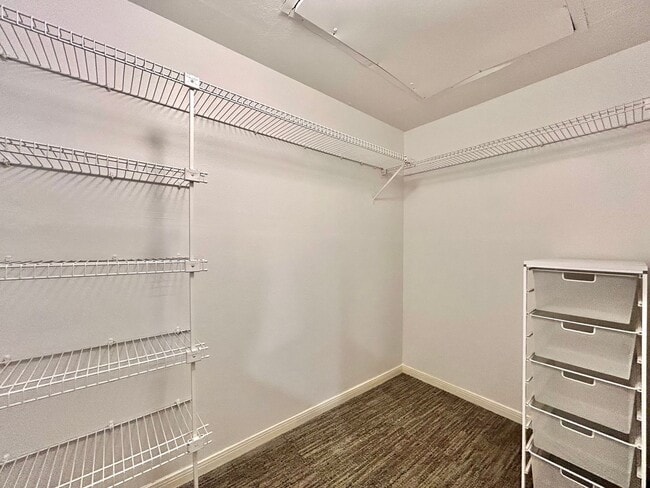 Building Photo - Welcoming 2-Bedroom, 2-Bath Home with Natu...