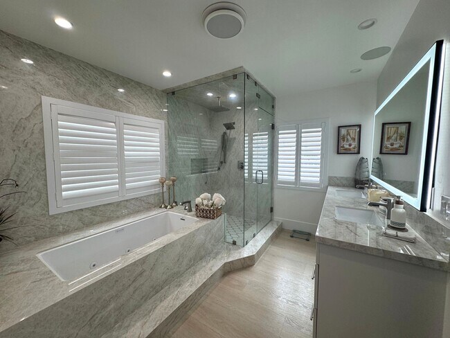 Building Photo - Luxury Coastal Living – Brand New Custom H...