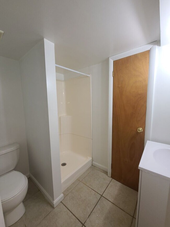 Building Photo - 303 Wisewell Ct