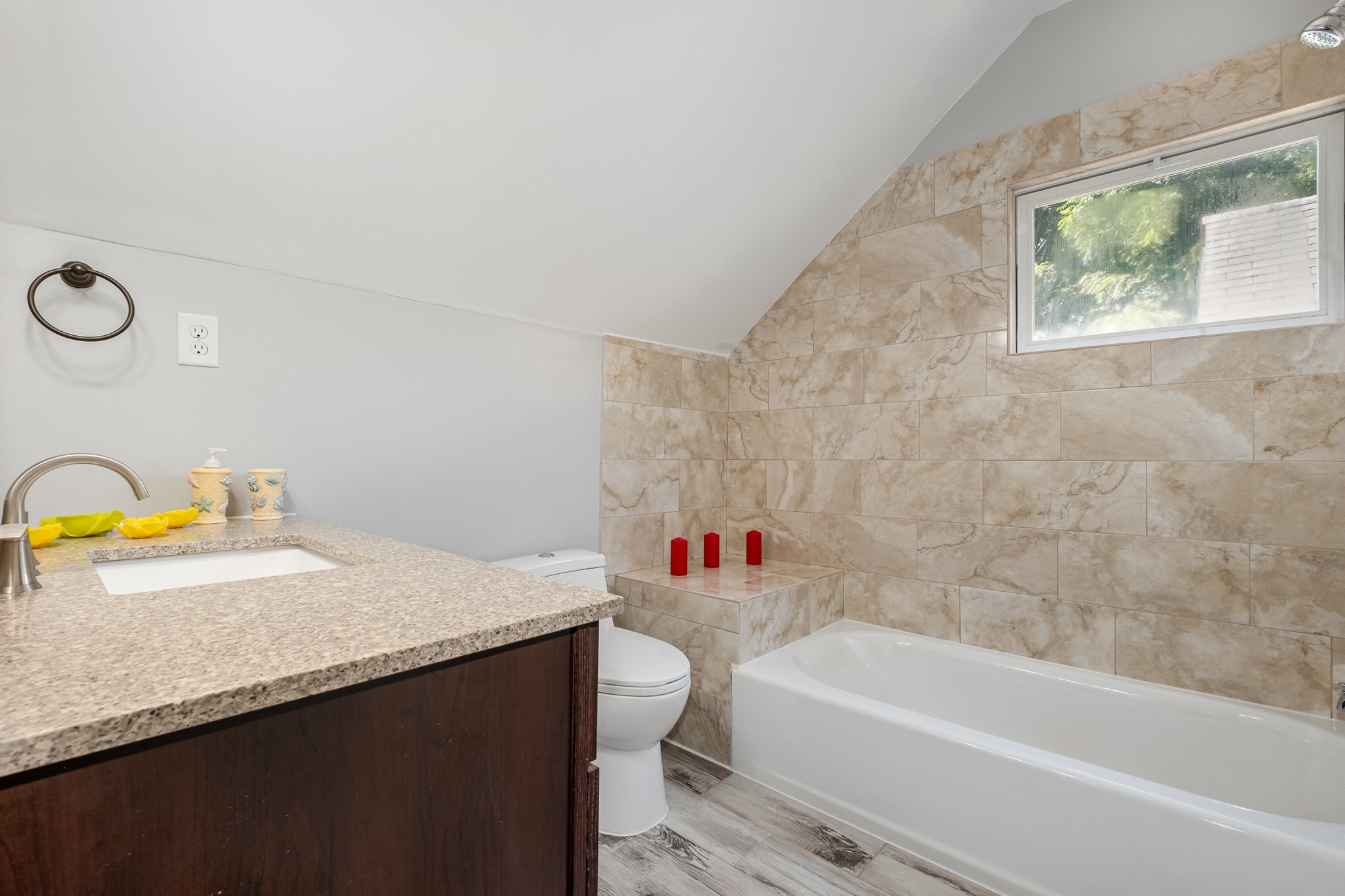 Building Photo - 5314 Section Ave