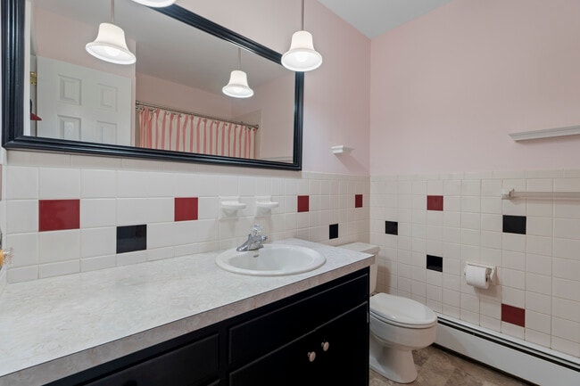 Building Photo - 3 Parsell Ln