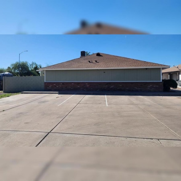 Building Photo - 608 S Pioneer