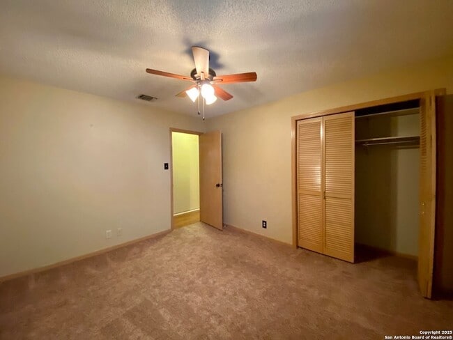 Building Photo - 8911 Shady Leaf