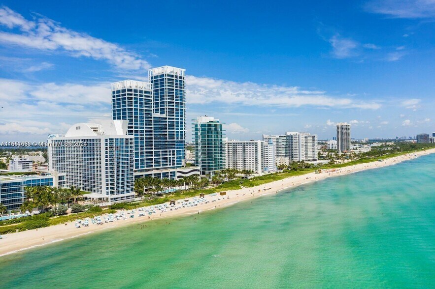 Primary Photo - 6801 Collins Ave