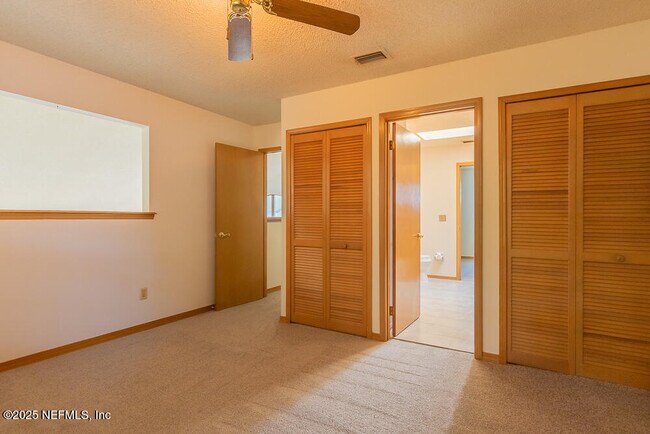 Building Photo - 3619 Bridgewood Dr