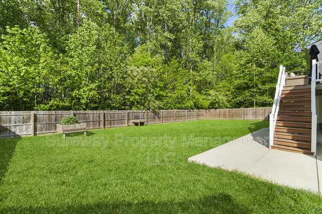 Building Photo - 13 Grist Mill Ct