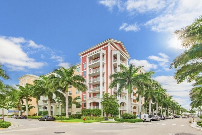 Building Photo - 806 E Windward Way