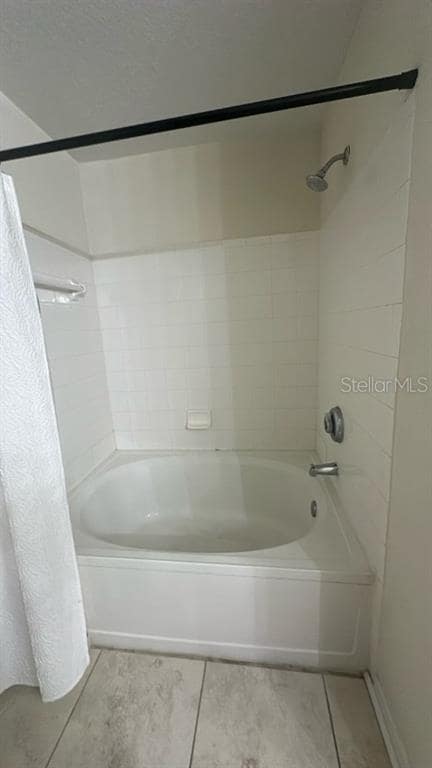 Building Photo - 8301 Elm Park Dr