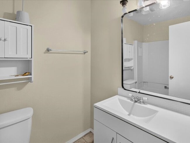 Building Photo - 10603 Silkwood Dr