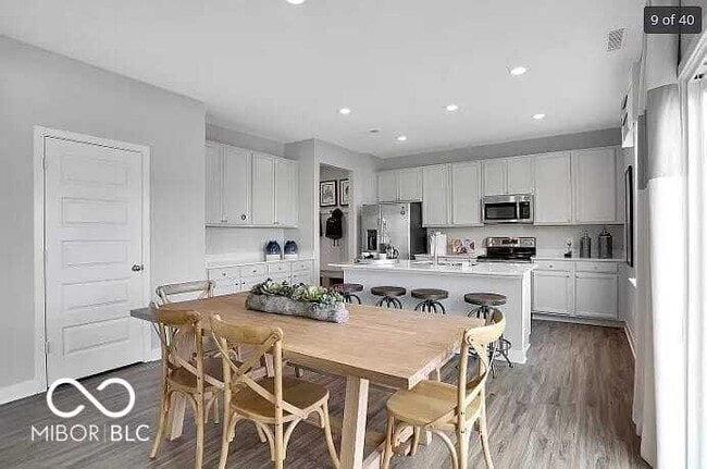 Building Photo - 1149 Sunderland Dr