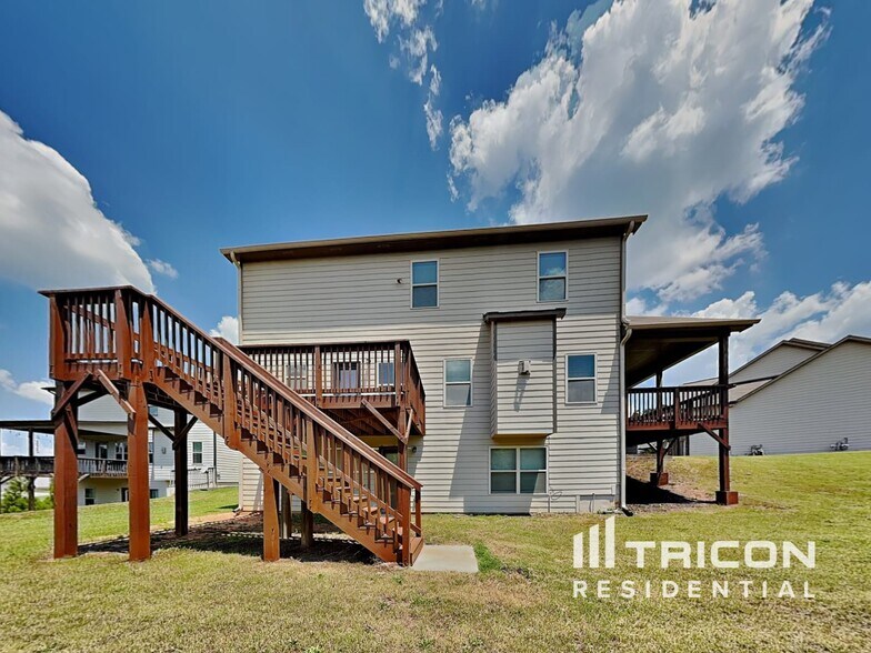 Building Photo - 446 Baylee Ridge Cir