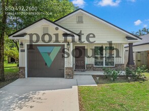 Building Photo - 8628 Walnut Ave