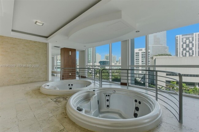 Building Photo - 31 SE 5th St