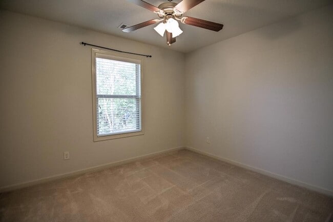 Building Photo - 1907 Westminster Dr