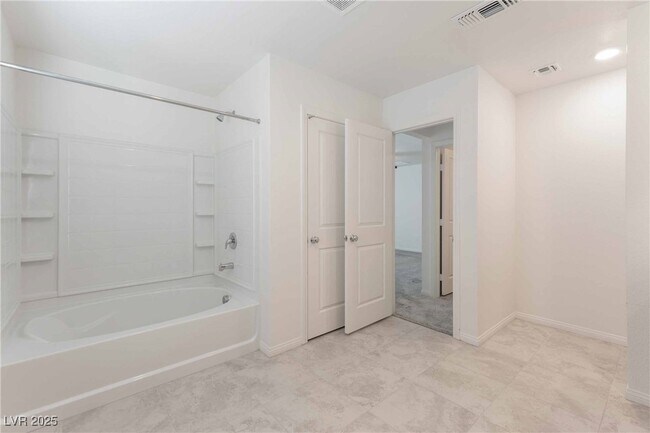 Building Photo - 2824 Mozia Ct