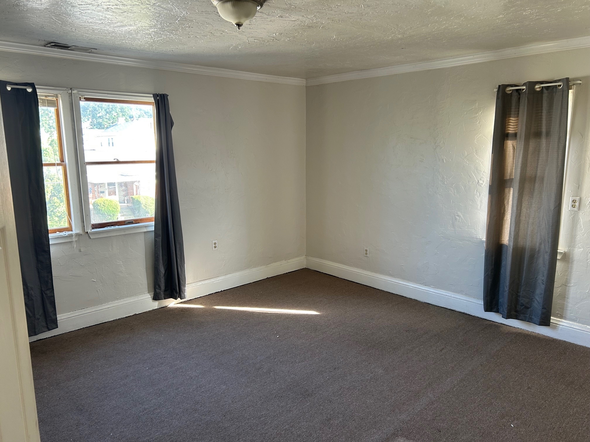 2nd bedroom - 519 Euclid Ave