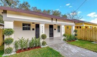 Building Photo - 6125 SW 63rd Terrace