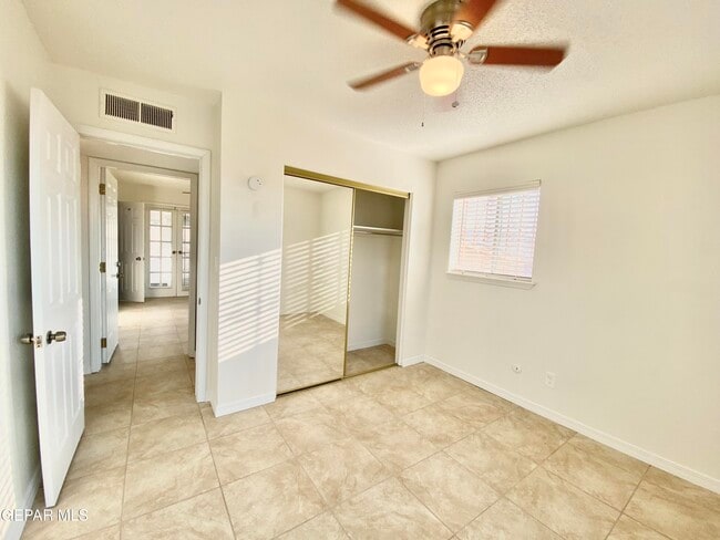 Building Photo - 308 Cabaret Dr