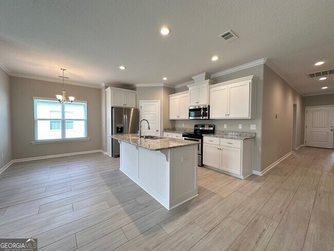 Building Photo - 328 Gary Cir