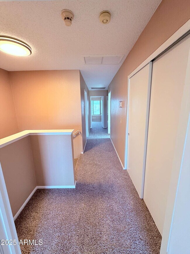 Building Photo - 4612 W Jupiter Way