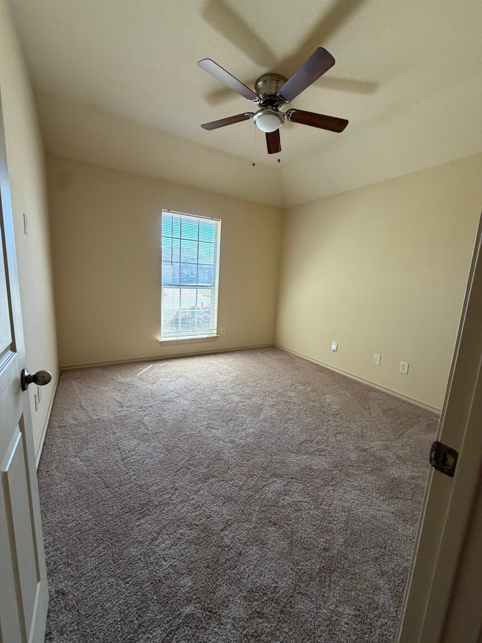 Building Photo - 5801 Swords Dr