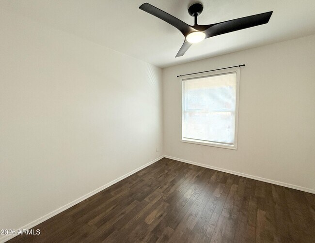 Building Photo - 10420 North 11th St