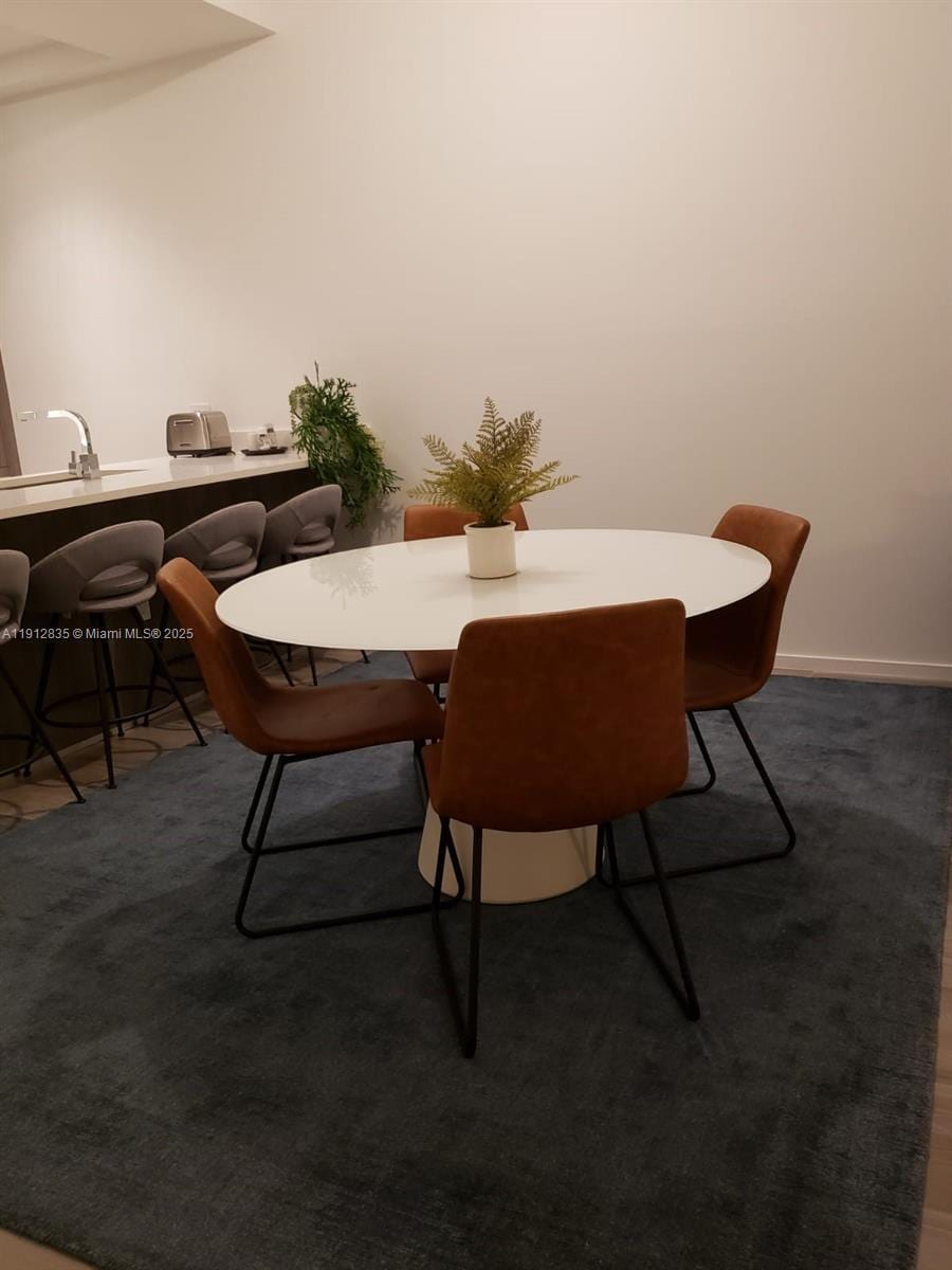 Building Photo - 801 S Miami Ave