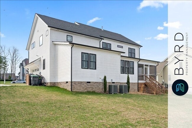 Building Photo - 15506 Amethyst Dr