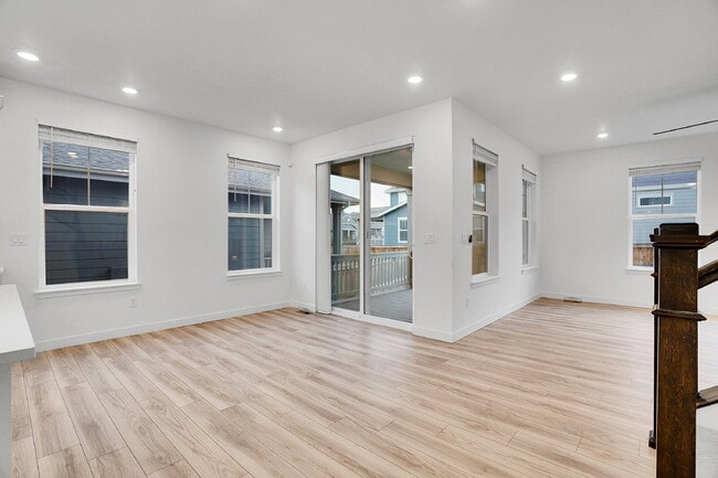 Building Photo - $3,650.00 - 4 Beds 3 Baths Single Family H...