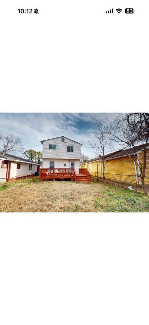 Building Photo - 718 Langley Ave