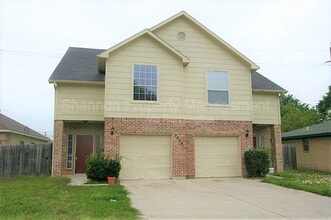 Building Photo - 9606 Ashville Dr