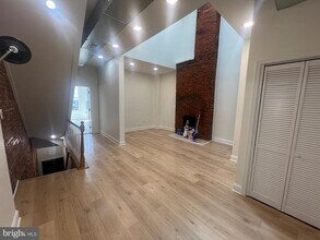 Building Photo - 1324 H St NE