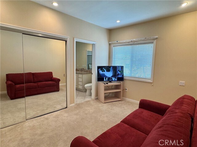 Building Photo - 458 S Clark Dr