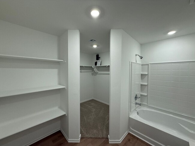 Building Photo - Brand New Spacious 4 Bedroom Home in Musta...