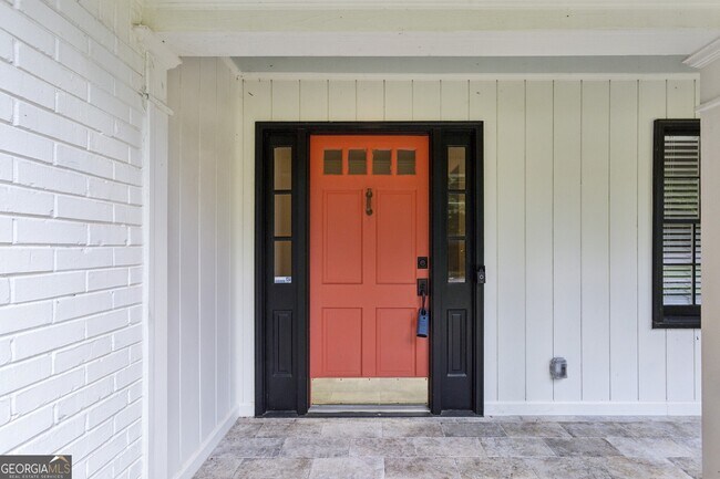 Building Photo - 4708 Tall Pines Dr NW