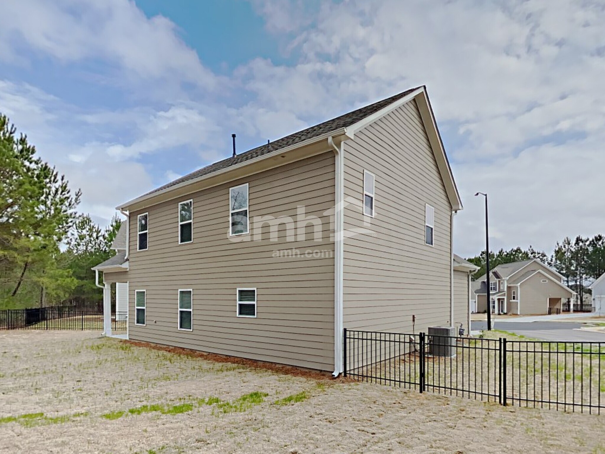 Building Photo - 46 Camp dr