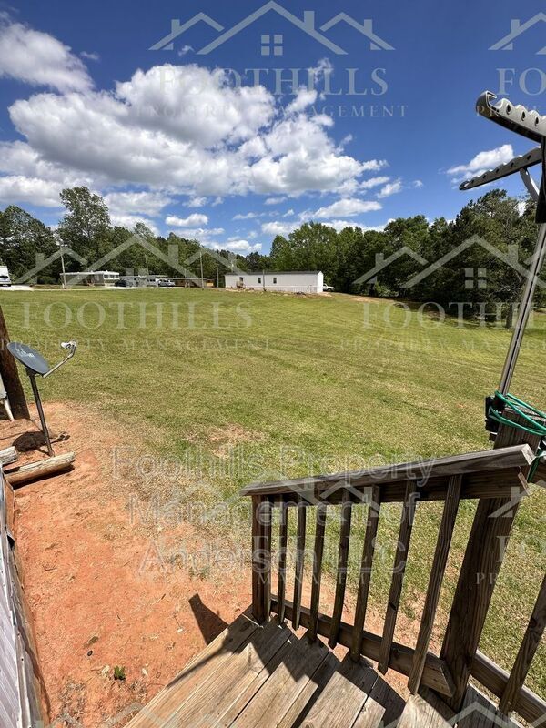 Building Photo - 1478 Greenfield Rd