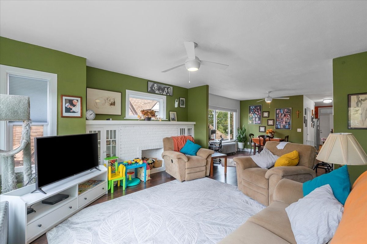 Building Photo - 2447 N Kildare Ave